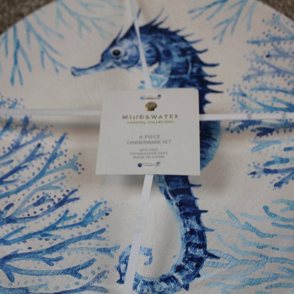 Wind & Water Coastal Dinner Plates Seahorse Coral Set of 4 Melamine 11" Blue NWT - Picture 5 of 8